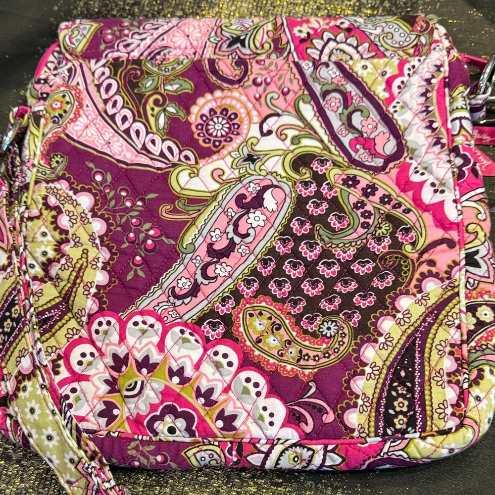 Vera Bradley Pink and Purple Paisley Crossbody Bag Very Berry - Picture 4 of 4